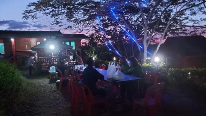 Hotel Khao Kho Flora Exteriér fotografie