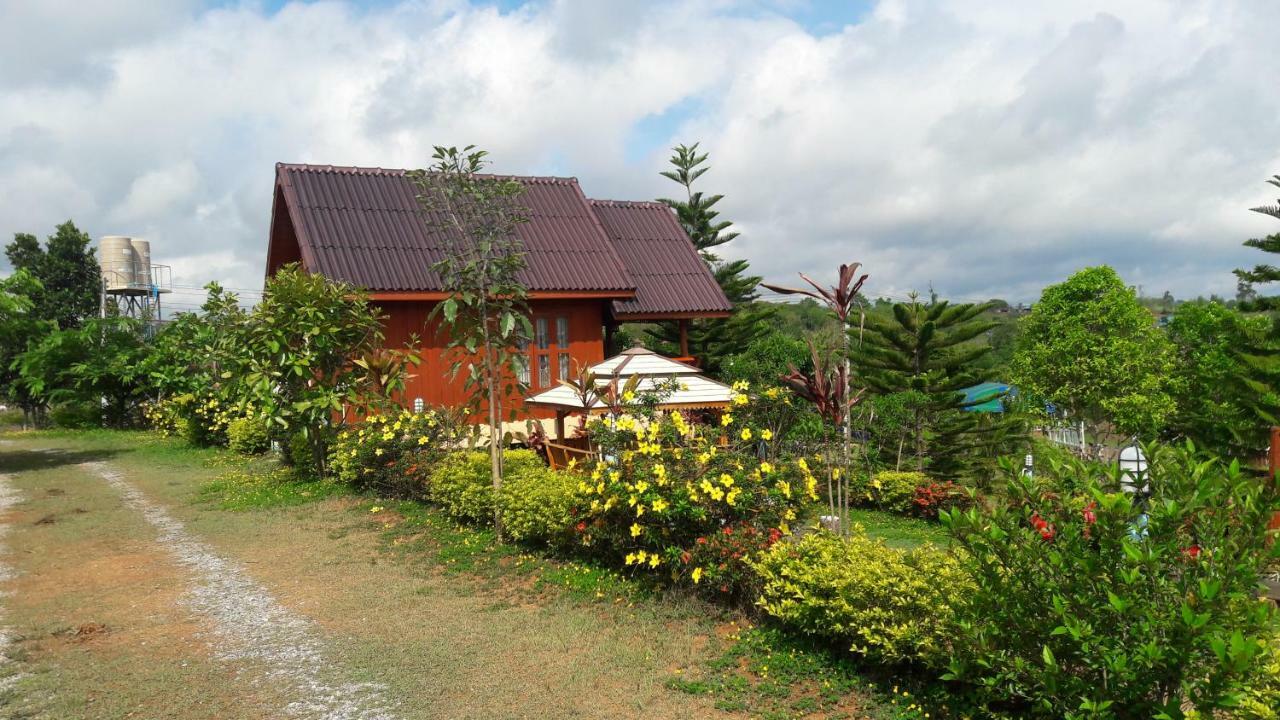 Hotel Khao Kho Flora Exteriér fotografie